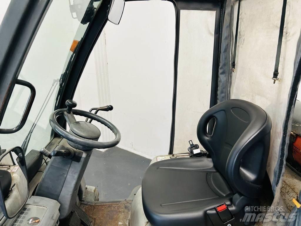 Nissan PD01A18PQ LPG gaffeltrucks
