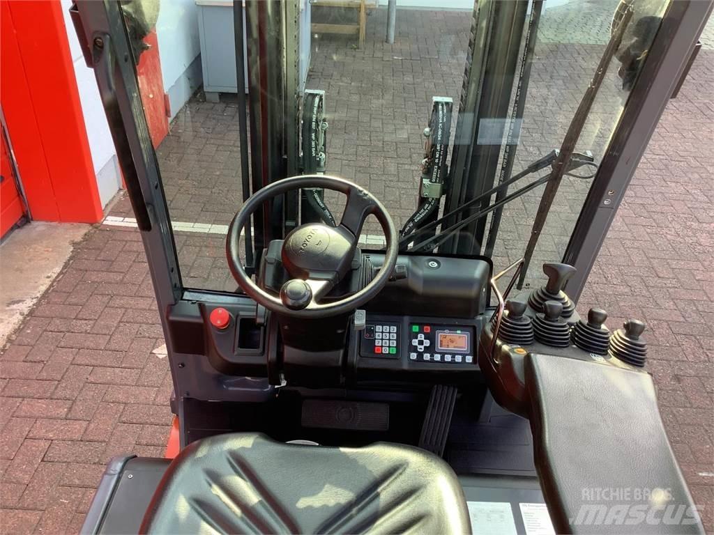 Toyota 8FBE16T El gaffeltrucks
