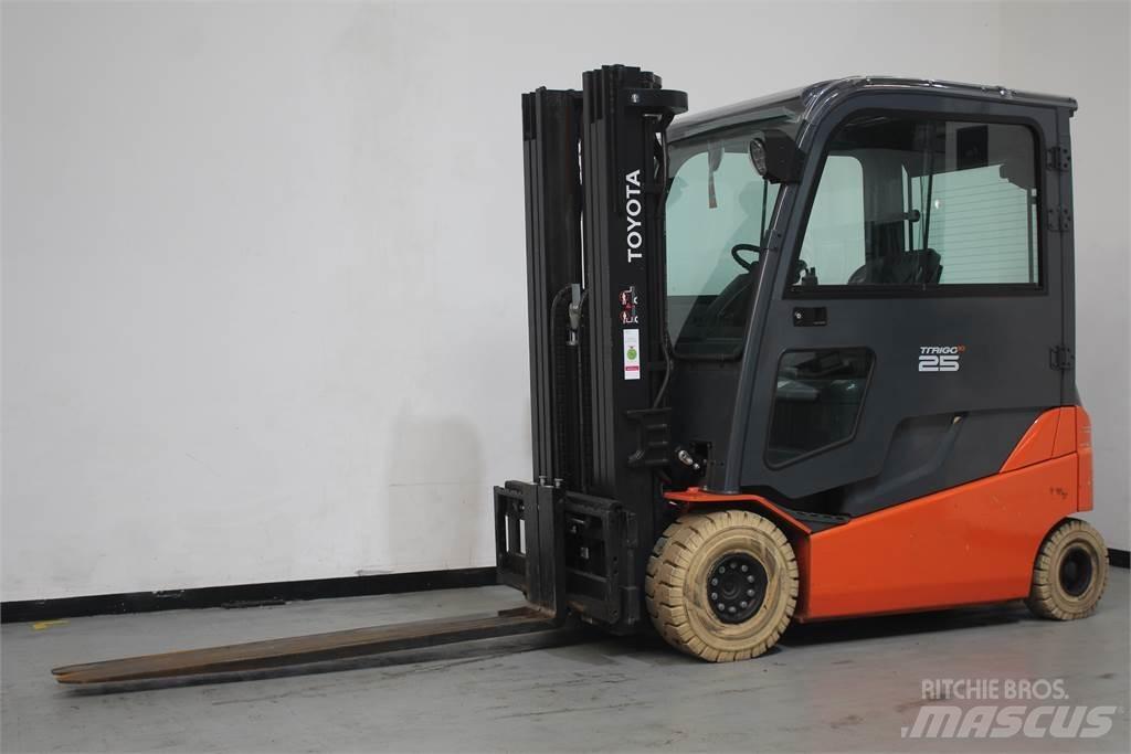 Toyota 8FBMT25 El gaffeltrucks