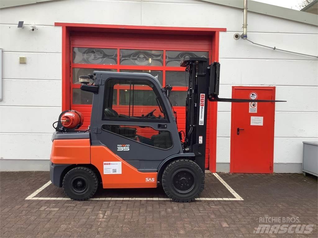 Toyota 8FGJF35 LPG gaffeltrucks