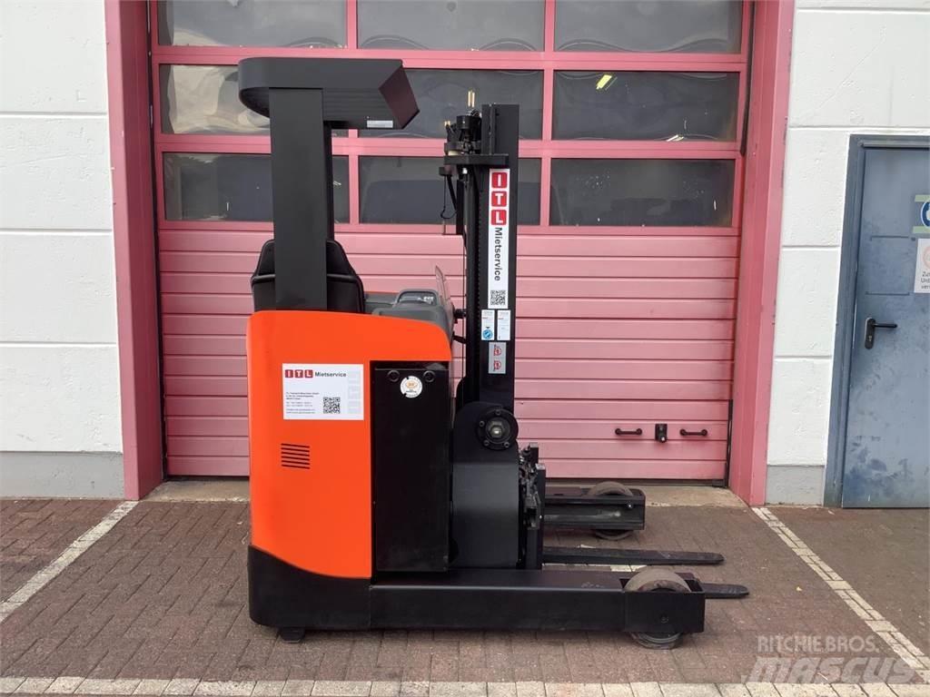 Toyota RRE120B Reachtruck