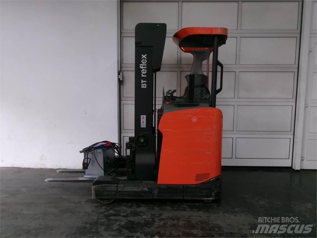 Toyota RRE140H Reachtruck