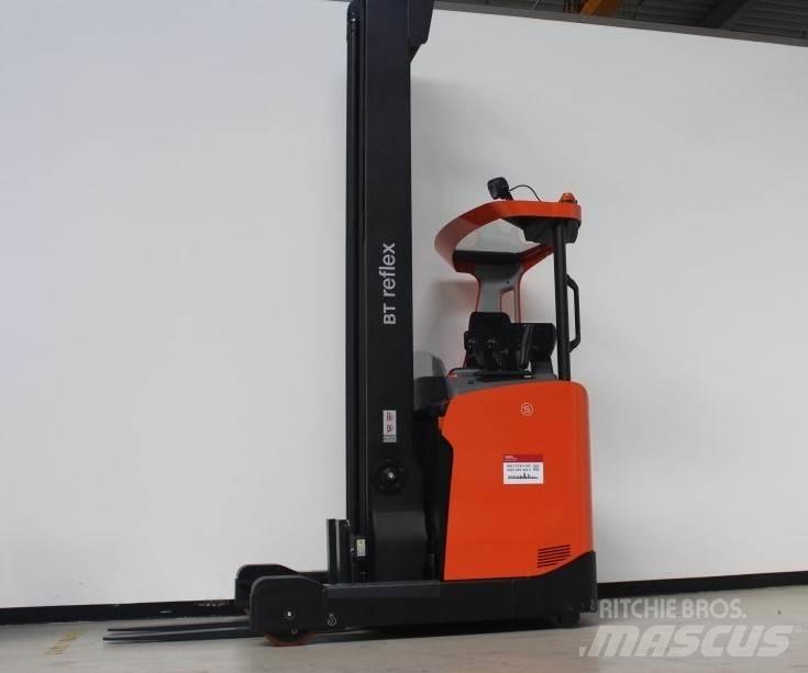 Toyota RRE160H Reachtruck