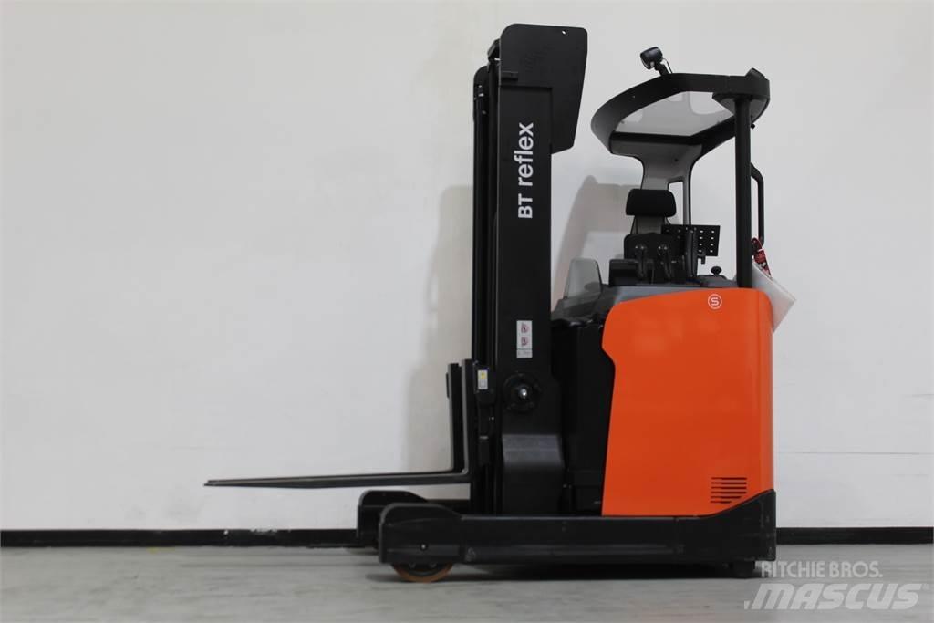Toyota RRE160H Reachtruck