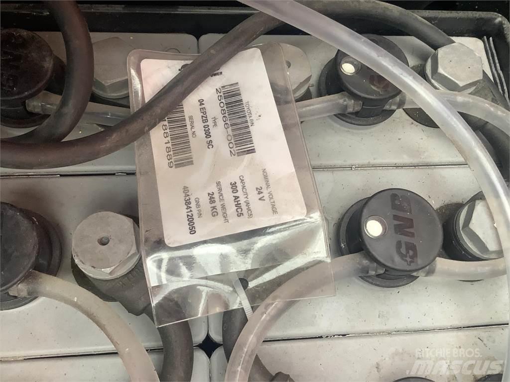 Toyota SWE120 Gaffelstabler med gående fører