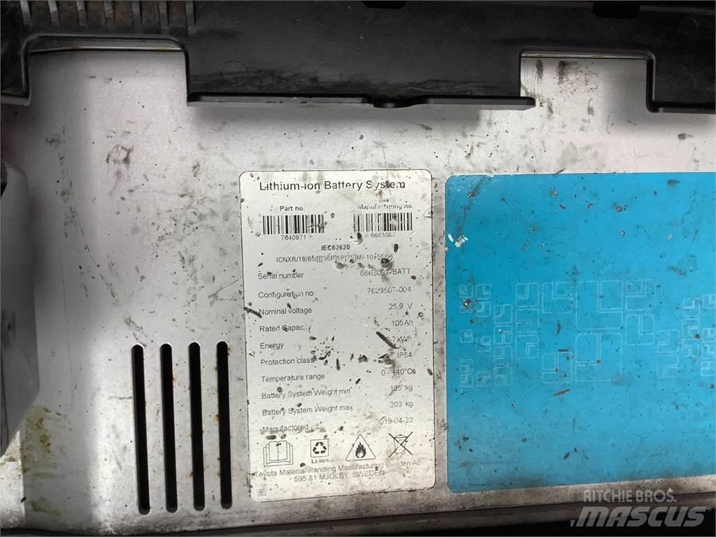 Toyota SWE120L Gaffelstabler med gående fører