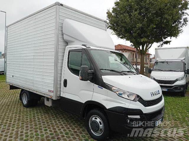 Iveco 35C13 Fast kasse