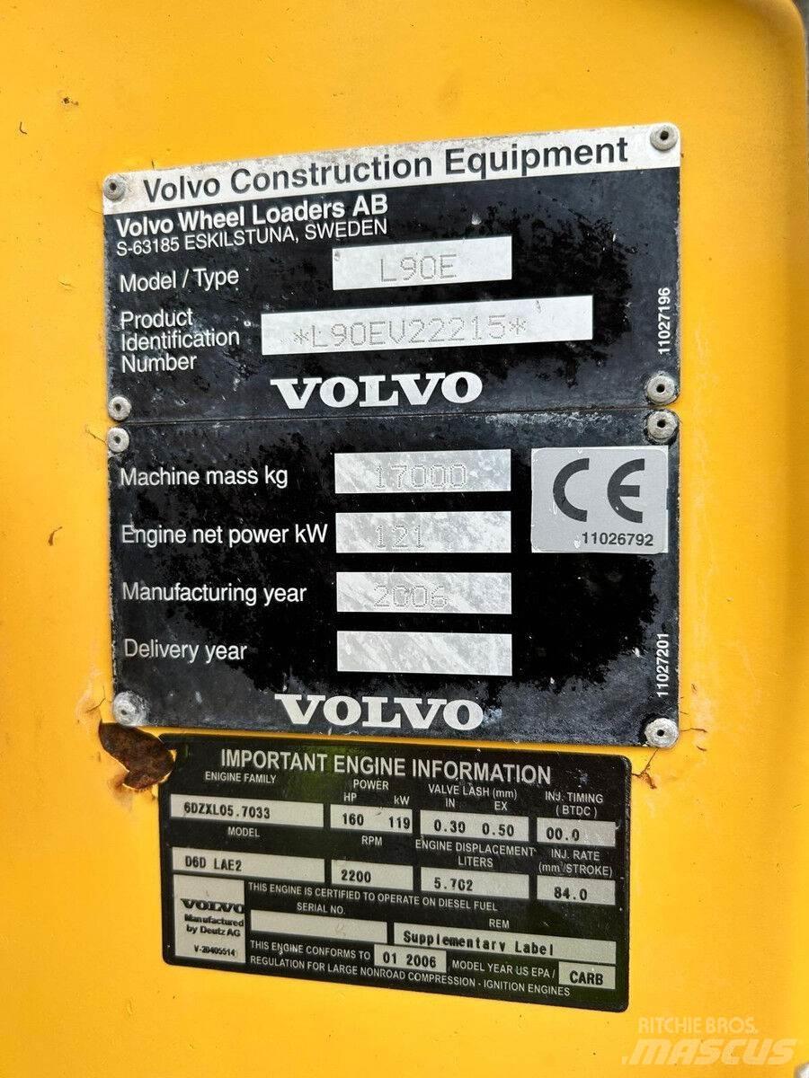 Volvo L90E Gravemaskiner på larvebånd