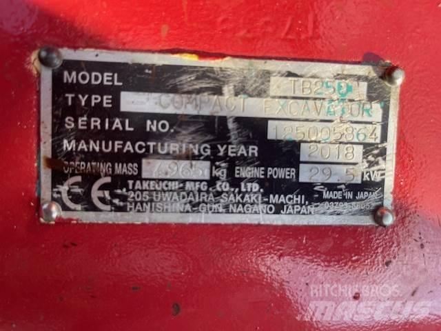 Takeuchi TB250 Midi-gravemaskiner 7t - 12t