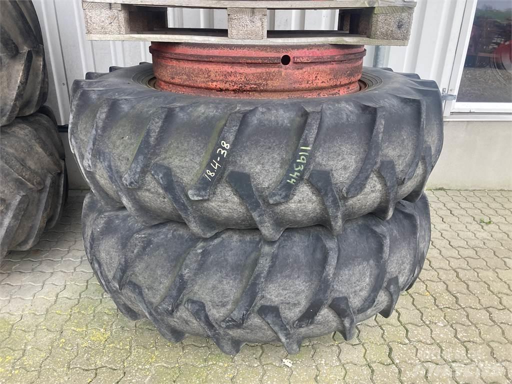  18.4X38 HJUL Hjul, Dæk og Fælge