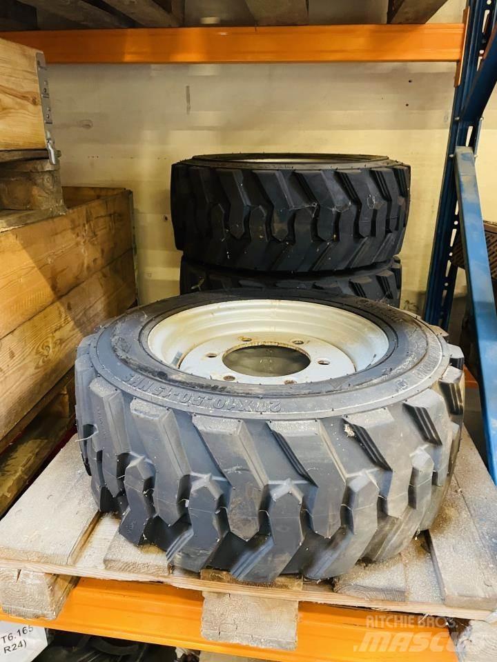  27X10,5X15 Hjul, Dæk og Fælge