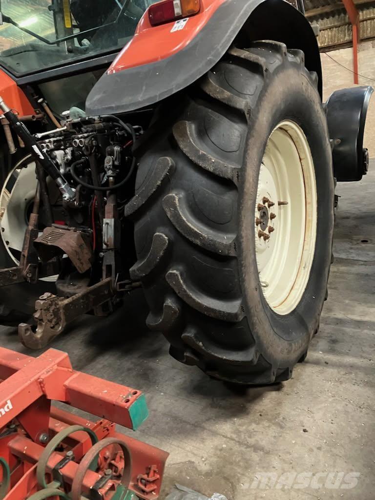 BKT 520/70R38 Hjul, Dæk og Fælge