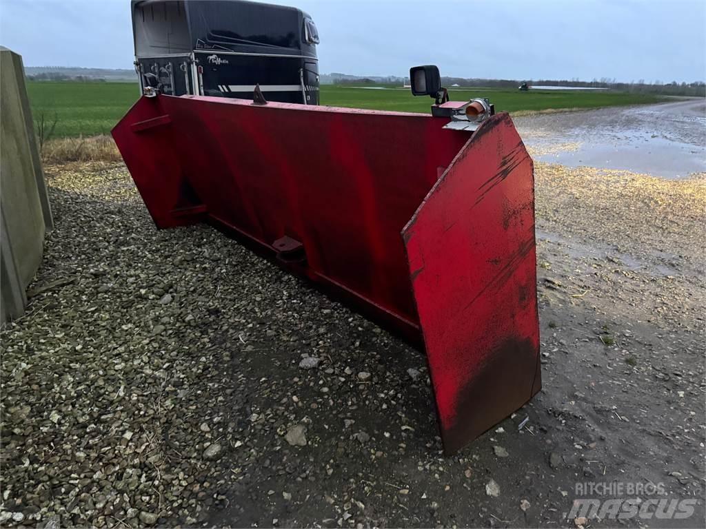  BTMC 4 METER Andre staldmaskiner