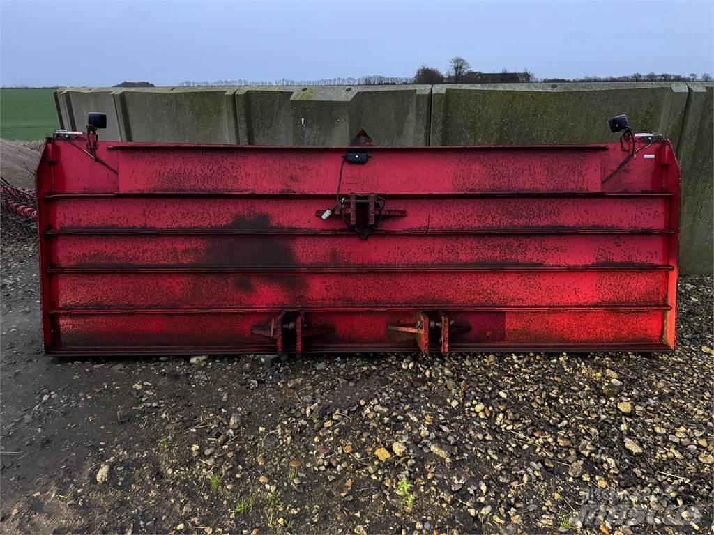  BTMC 4 METER Andre staldmaskiner