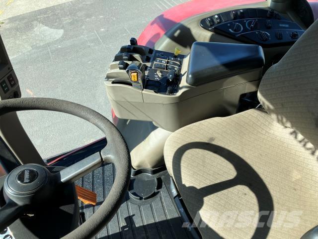 Case IH 230 Traktorer