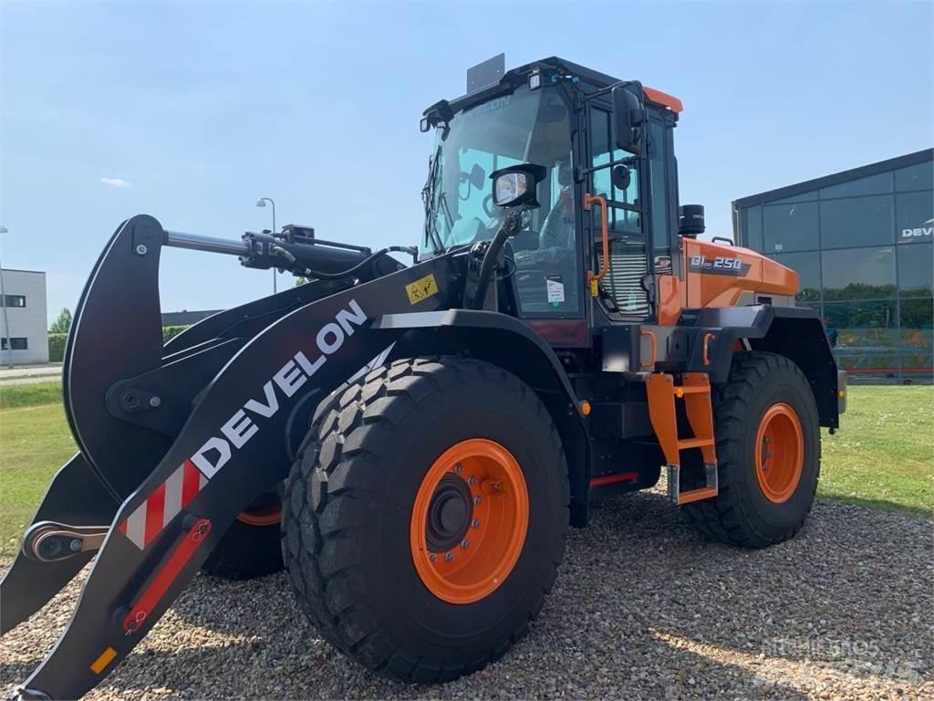 Develon DL250-7 Læssemaskiner på hjul