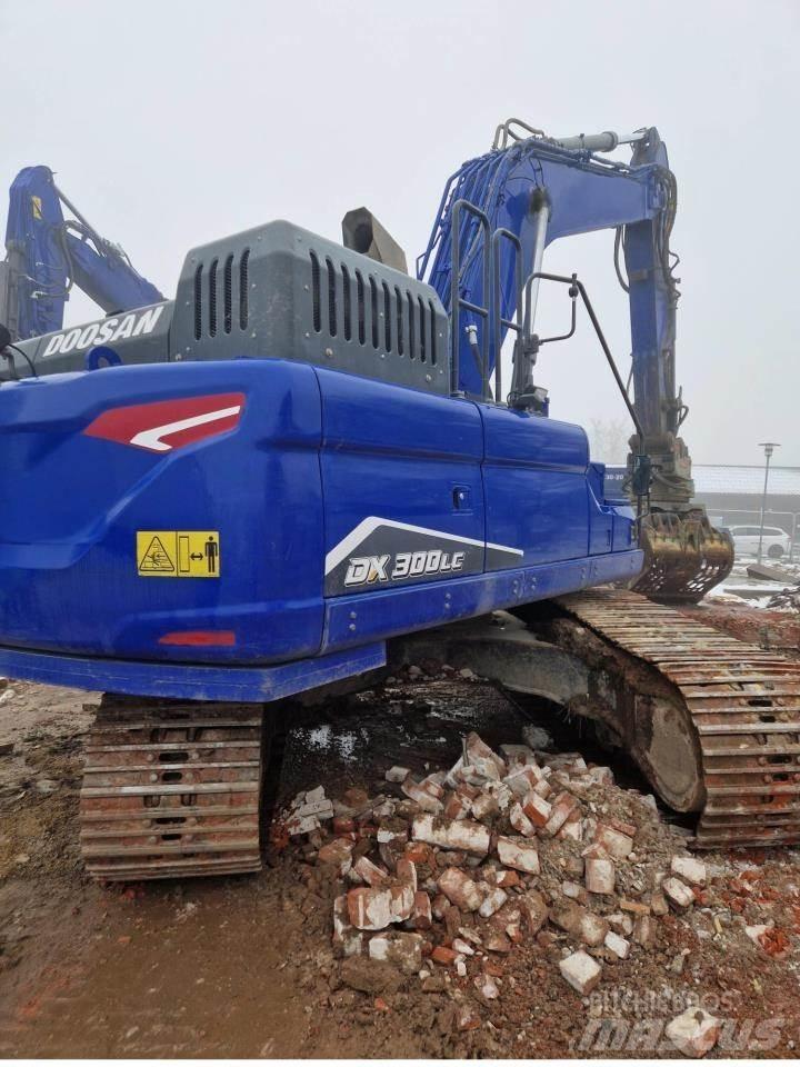 Doosan DX300LC-7 Gravemaskiner på larvebånd