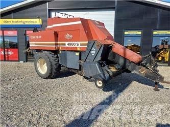 Hesston 4860S Pressere til firkantede baller
