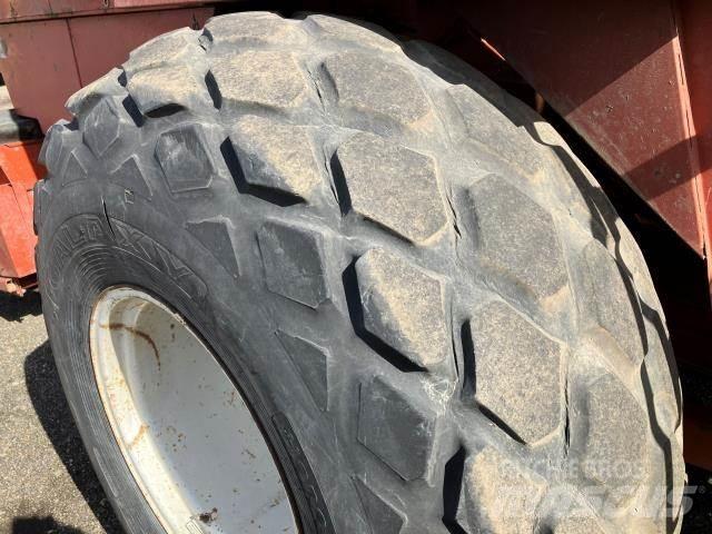 Hesston 4900 Pressere til firkantede baller