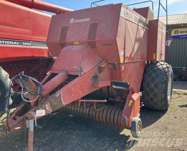 Hesston 4900 Pressere til firkantede baller