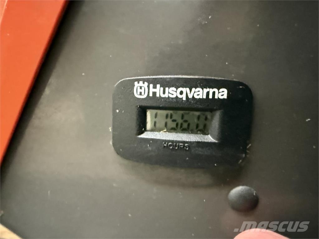 Husqvarna P525D Græsslåmaskiner