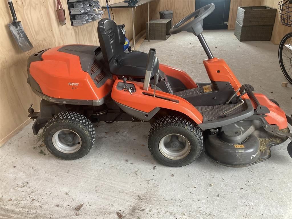 Husqvarna R214TC Græsslåmaskiner