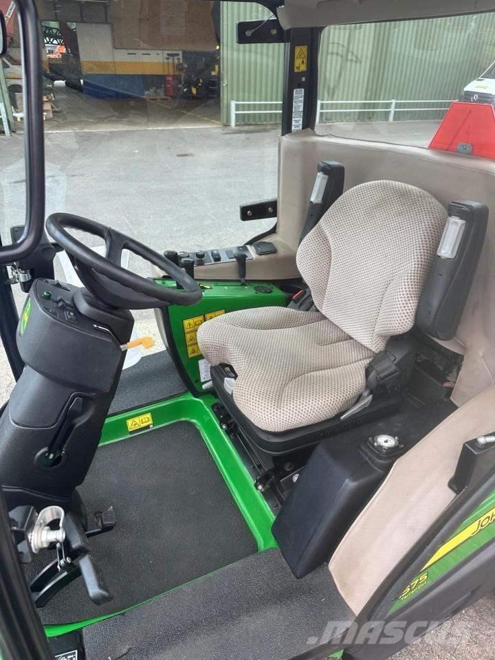 John Deere 1575 Kompakte traktorer