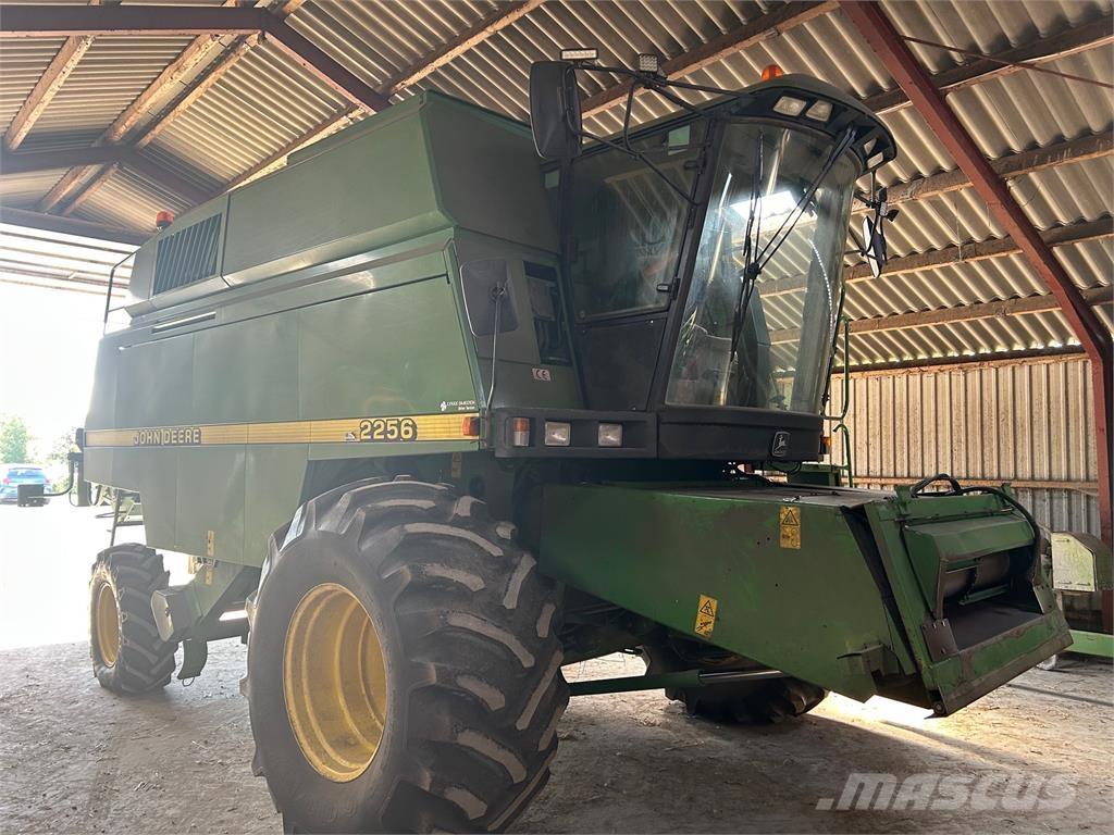 John Deere 2256 Mejetærskere