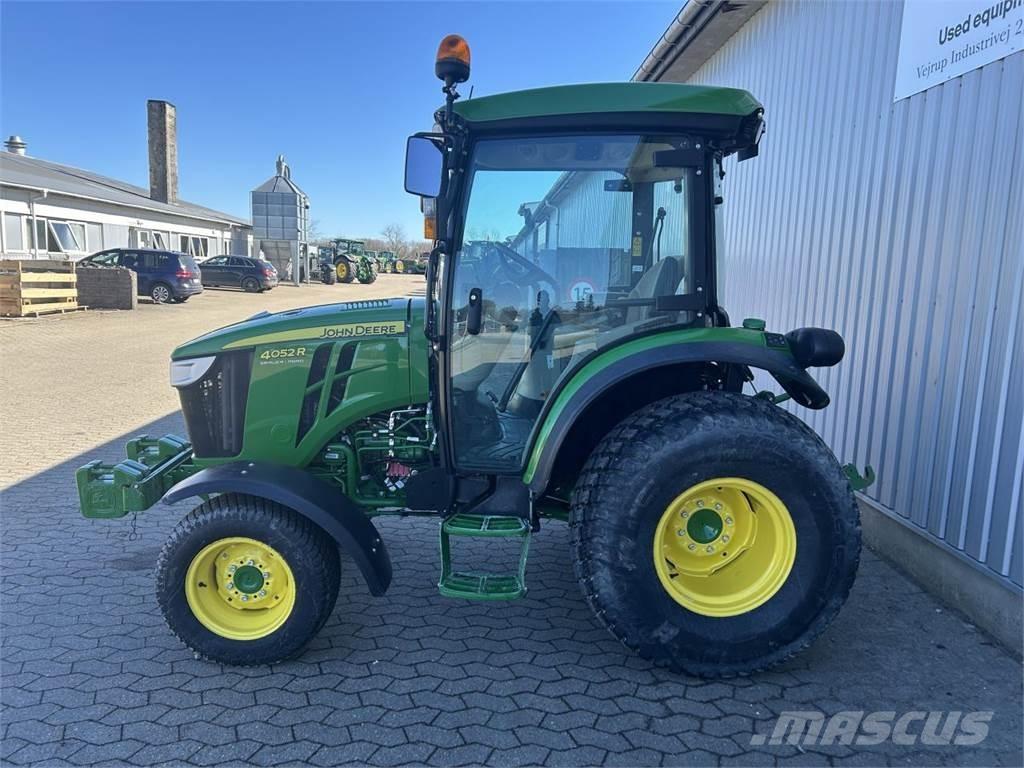 John Deere 4052R Kompakte traktorer