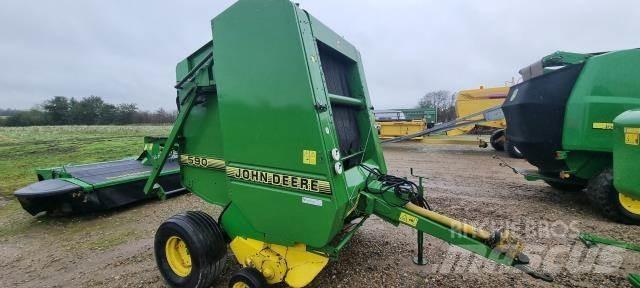 John Deere 590 Rundballe-pressere