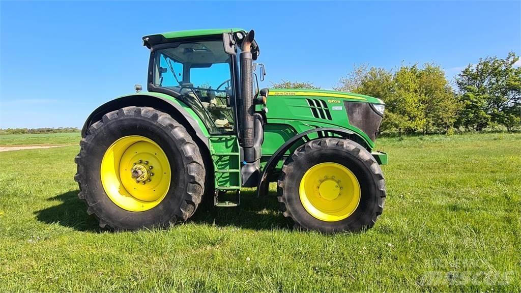 John Deere 6210R Traktorer