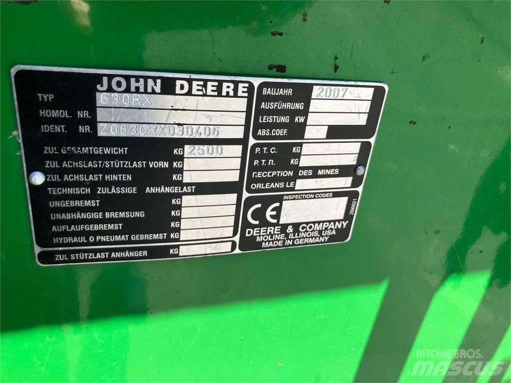 John Deere 630R Hoveder til mejetærskere