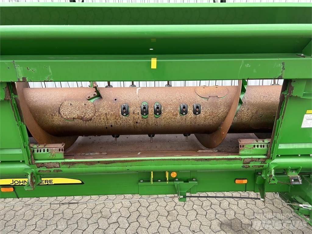 John Deere 635R Hoveder til mejetærskere