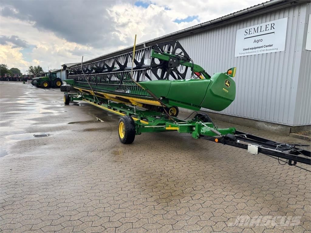 John Deere 640D Hoveder til mejetærskere