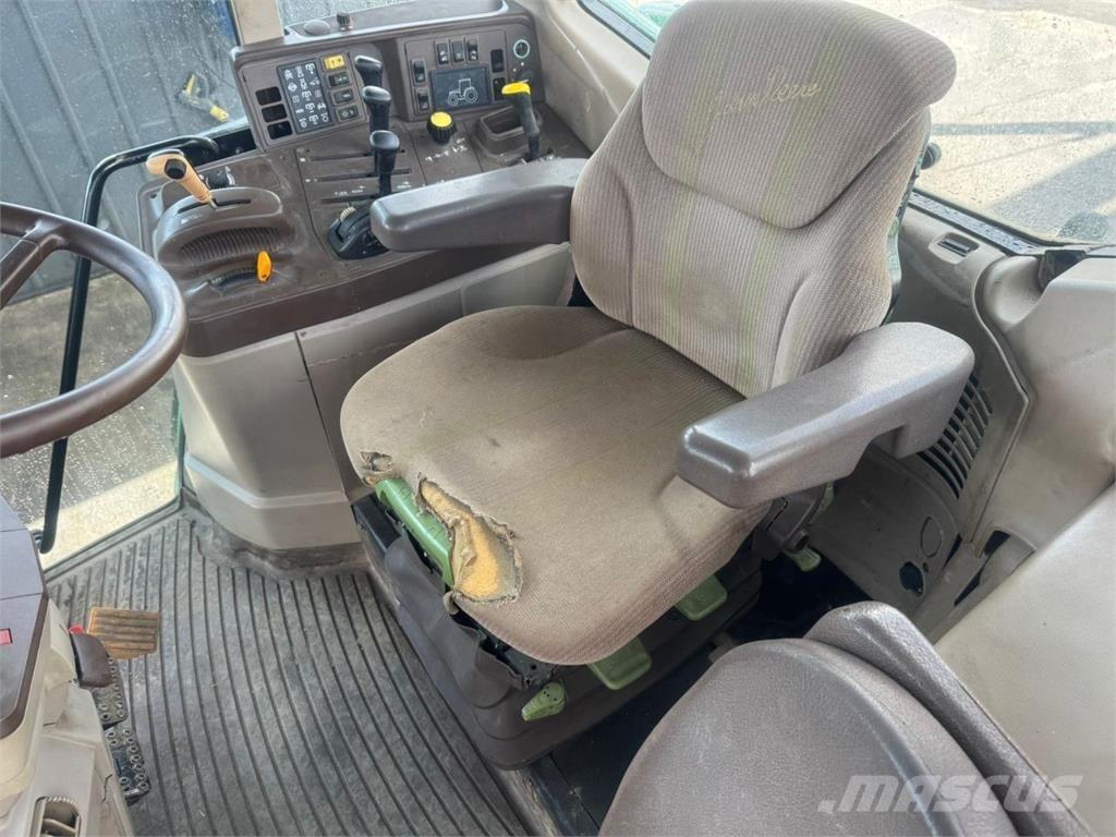 John Deere 6820 Traktorer