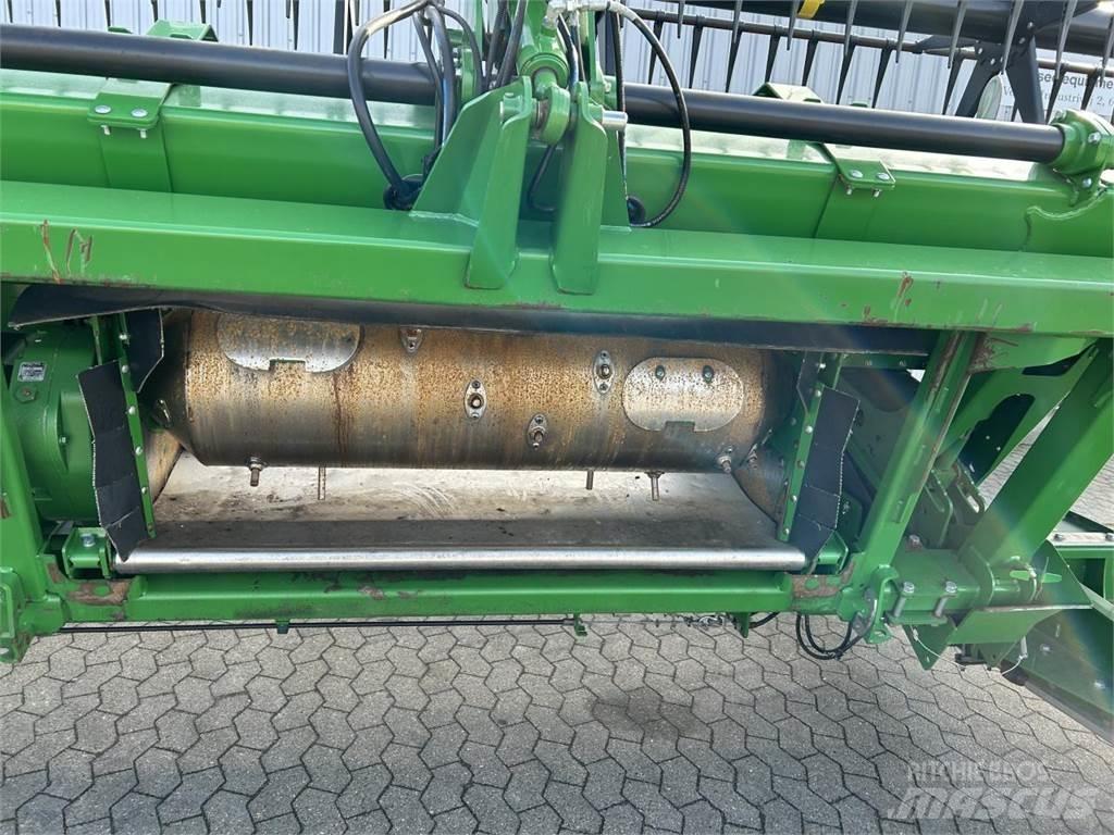 John Deere 740D Hoveder til mejetærskere