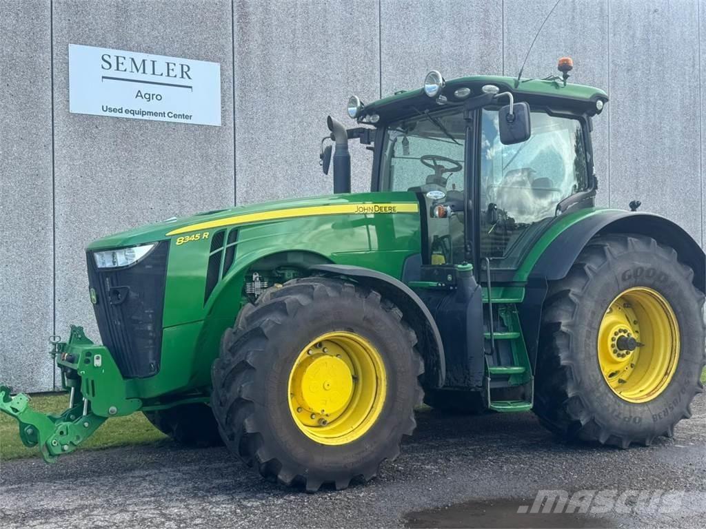 John Deere 8345R Traktorer