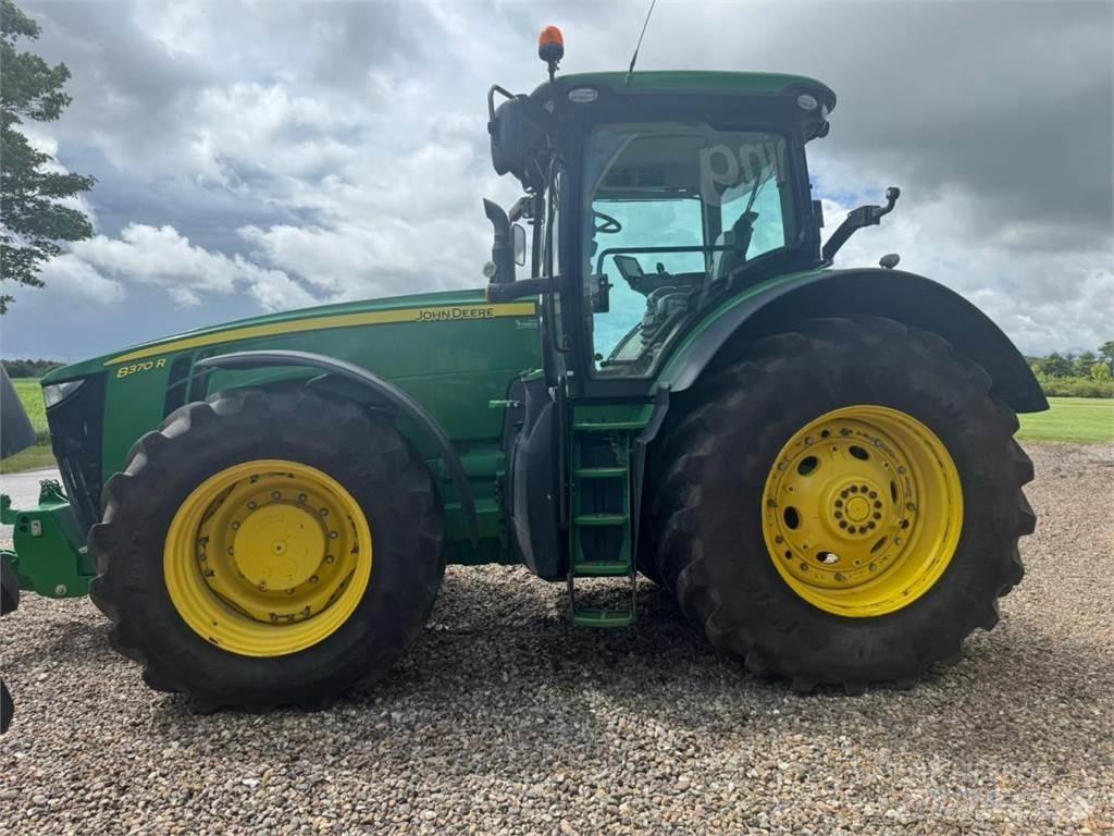 John Deere 8370R Traktorer