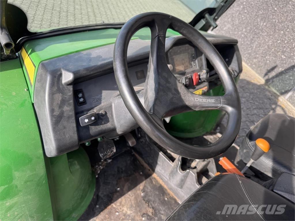 John Deere 855D UTV'er
