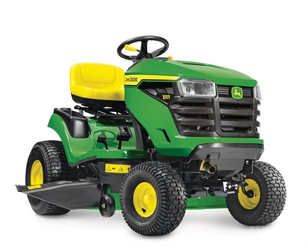 John Deere X107 Kompakte traktorer