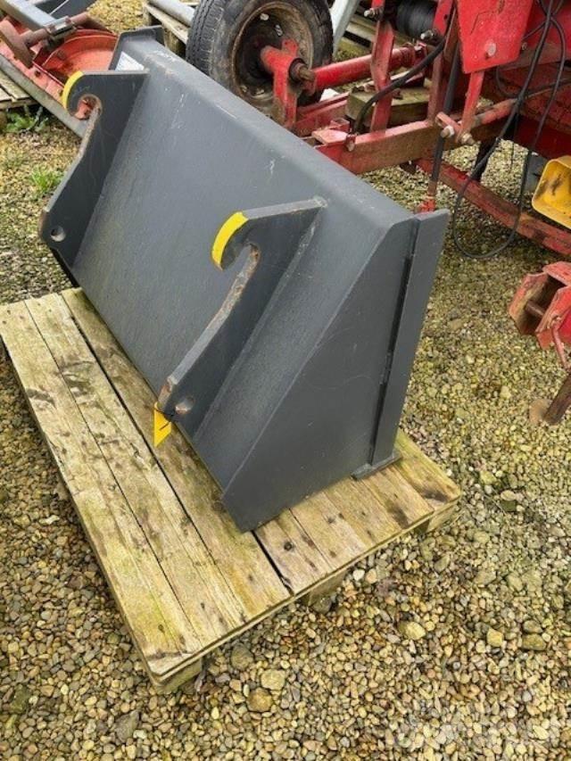 Kirk 106X50X70 Skovle