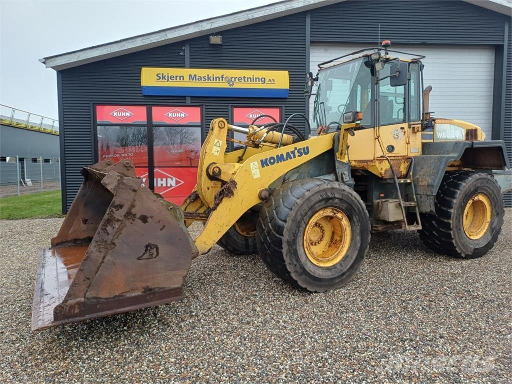 Komatsu WA 320 Læssemaskiner på hjul