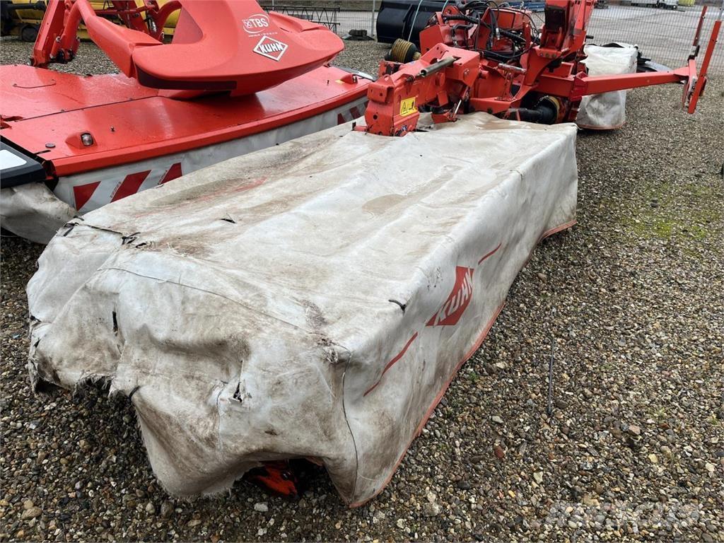 Kuhn GMD 883 Skårlæggerer