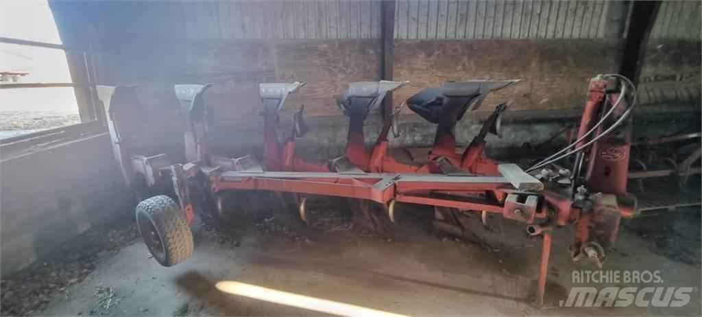Naud 5 FURET Vendeplove