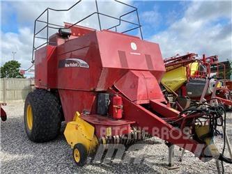 New Holland BB980 Pressere til firkantede baller