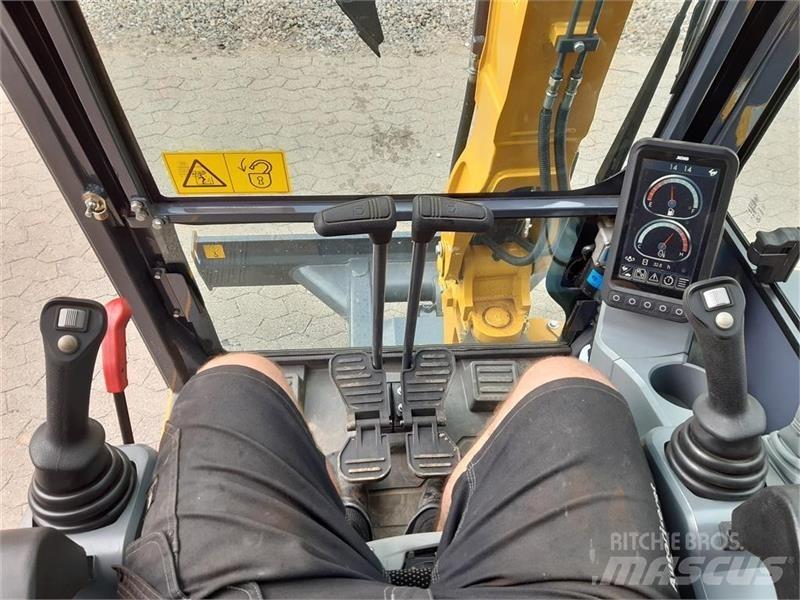 XCMG xe27e Minigravemaskiner