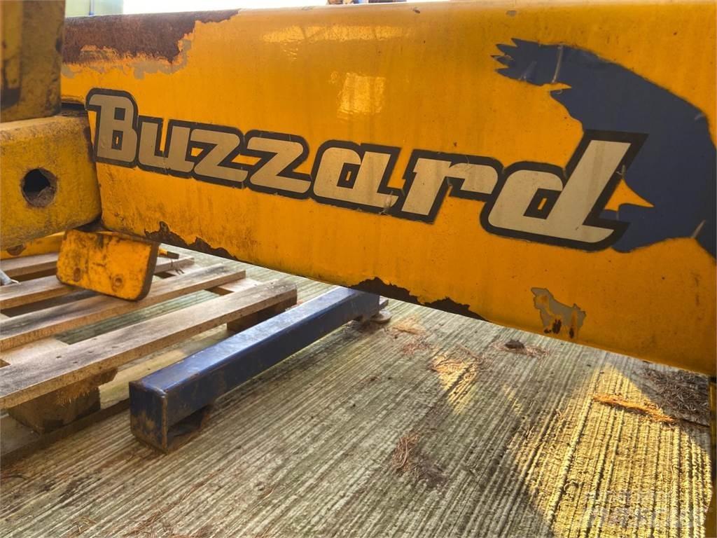 Bomford Buzzard Balleskærere og -stablere