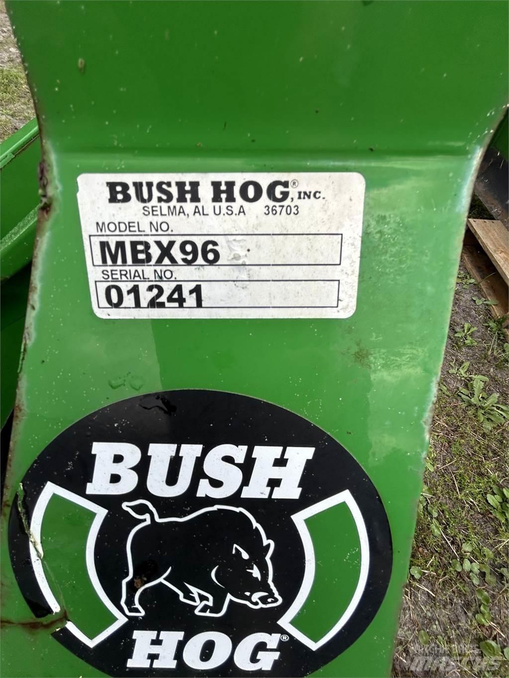 Bush Hog MBX96 Sneskovle og -plove