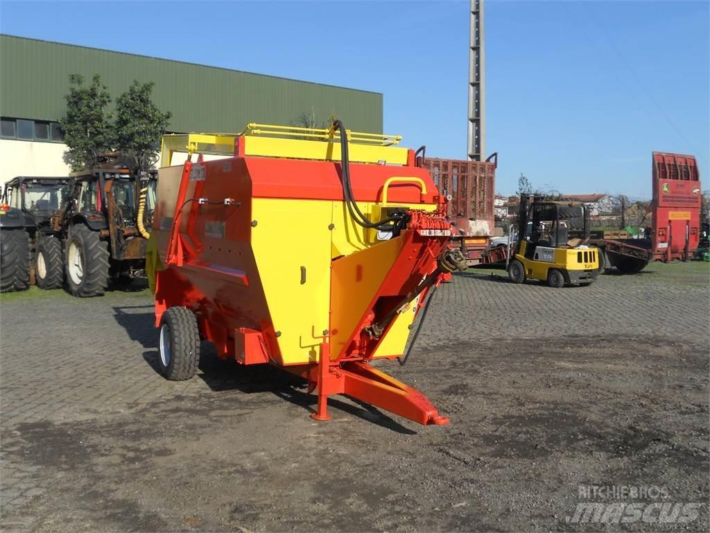 Comag 6M3 Fuldfoderblandere
