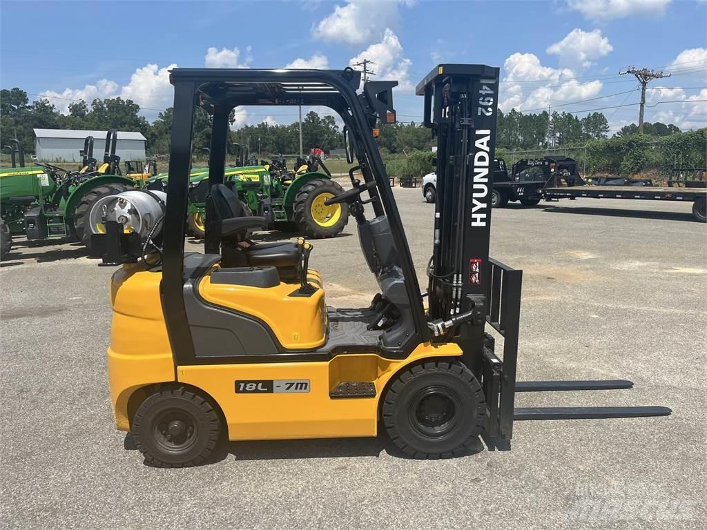 Hyundai 18L-7M Gaffeltrucks - andre